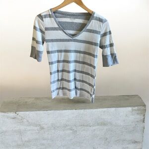 Calvin‎ Klein tee